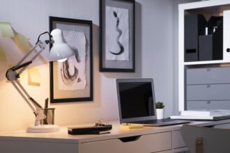 Tipps zur optimalen Nutzung von schmalen Arbeitszimmern - Wohntrends Magazin