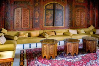 Kaukasischer Wollteppich: Ein Meisterwerk der traditionellen Teppichkunst