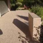 Steinteppich im Freien: Vor- und Nachteile für Terrassen und Gärten - Wohntrends Magazin