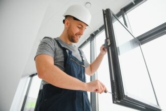 Fensterscheiben austauschen: Kosten und Einsparungen durch moderne Verglasung