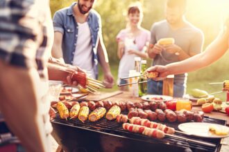 Sommerzeit ist Grillzeit: Tipps und Tricks für ein gelungenes Grillerlebnis im Freien - Wohntrends Magazin