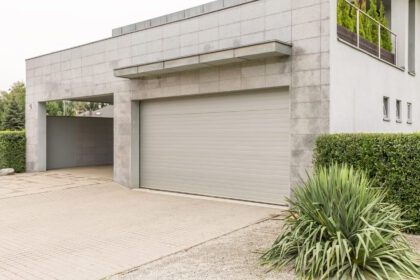 Garage mit Carport: Die perfekte Kombination für Flexibilität und Schutz