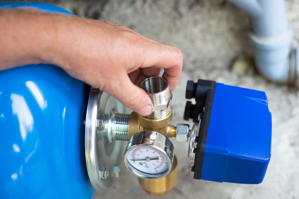 Bei der Heizung Wasser nachfüllen: Wichtige Hinweise und Tipps