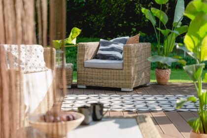 Der Outdoor-Teppich als Brücke zwischen Wohnzimmer und Außenbereich - Wohntrends Magazin
