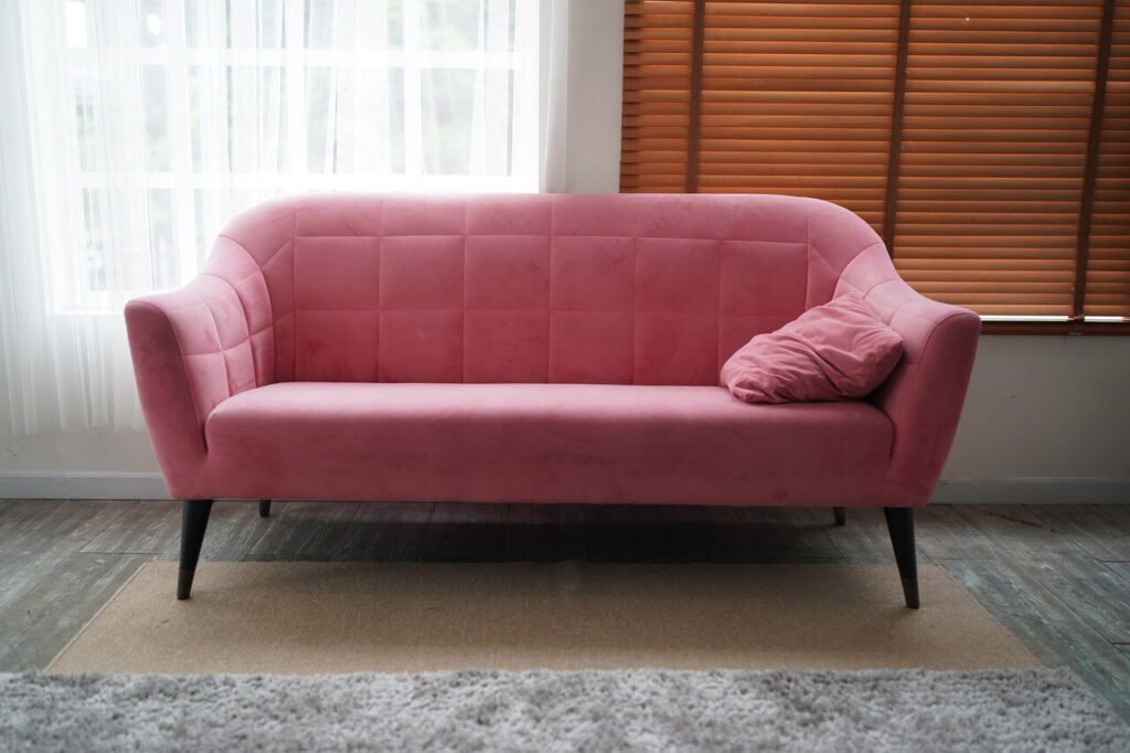Welcher Stoff ist für Ihr Sofa am besten? Tipps für die richtige Materialwahl - Wohntrends Magazin