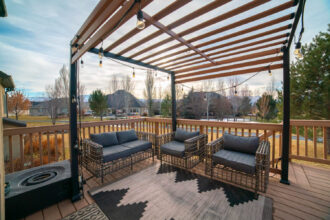 Pergola im Garten